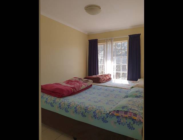 2 BEDROOM APARTMENT RENTED IN HALFWAY GARDENS